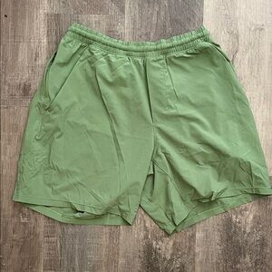 Men's pace breaker shorts